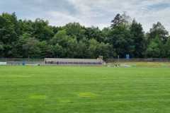 2022.07.29-stavba-tribuny-2